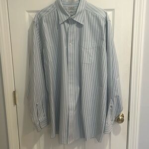 Men’s button down wrinkle resistant 100% cotton